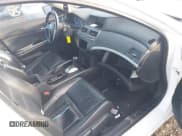 ✅ 2009 Honda Accord EX-L • VIN: 1HGCP26889A001603 • Lot: 43513766. Wystawiony na IAAI z przebiegiem Nie podano. Bezpłatny archiwum sprzedaży aukcyjnych z USA i szczegółowy raport historii pojazdu na DreamBid. Zdjęcie 5.