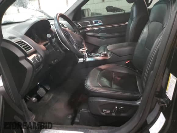 2017 Ford Explorer Limited with VIN 1FM5K8F88HGC58969, listed as a Copart auction lot 49618805 with 68,457 mi miles and Clean title. Bid and sale history available at DreamBid. Image 7.