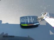 ✅ 2014 Kia Sorento EX • VIN: 5XYKU4A75EG453922 • Lot: 42338759. Wystawiony na IAAI z przebiegiem 195 832 mil. Bezpłatny archiwum sprzedaży aukcyjnych z USA i szczegółowy raport historii pojazdu na DreamBid. Zdjęcie 11.