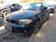 ✅ 2013 BMW 1 Series 128i • VIN: WBAUP9C52DVS94371 • Lot: 43637948. Wystawiony na IAAI z przebiegiem 135 754 mil. Bezpłatny archiwum sprzedaży aukcyjnych z USA i szczegółowy raport historii pojazdu na DreamBid. Zdjęcie 2.