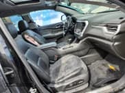 ✅ 2017 GMC Acadia SLT • VIN: 1GKKNULS2HZ323654 • Lot: 84941165. Wystawiony na Copart z przebiegiem 131 905 mil. Bezpłatny archiwum sprzedaży aukcyjnych z USA i szczegółowy raport historii pojazdu na DreamBid. Zdjęcie 7.