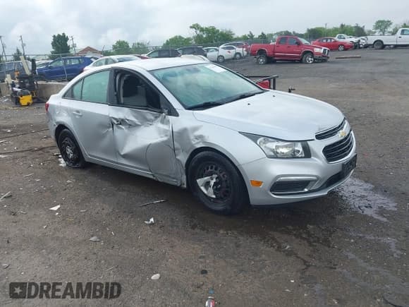 ✅ 2016 Chevrolet Cruze LS • VIN: 1G1PB5SH0G7204753 • Lot: 42186300. Listed on IAAI with 132,006 mi. Free auction sales archive from the USA and detailed vehicle history report at DreamBid. Image 1.