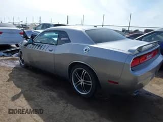 ✅ 2011 Dodge Challenger R/T • VIN: 2B3CJ5DT2BH561148 • Lot: 41582330. Wystawiony na IAAI z przebiegiem 133 896 mil. Bezpłatny archiwum sprzedaży aukcyjnych z USA i szczegółowy raport historii pojazdu na DreamBid. Zdjęcie 3.