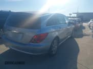 ✅ 2007 Mercedes-Benz R 3.5L • VIN: 4JGCB65E07A056051 • Lot: 41252495. Wystawiony na IAAI z przebiegiem 231 074 mil. Bezpłatny archiwum sprzedaży aukcyjnych z USA i szczegółowy raport historii pojazdu na DreamBid. Zdjęcie 4.