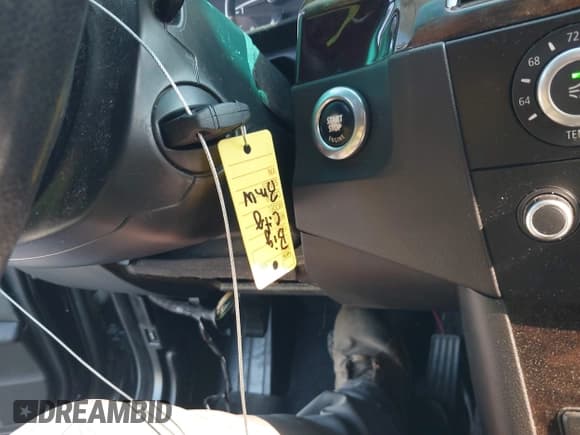 ✅ 2008 BMW 5 Series 550i • VIN: WBANW53548CT50425 • Lot: 43259668. Wystawiony na IAAI z przebiegiem 137 321 mil. Bezpłatny archiwum sprzedaży aukcyjnych z USA i szczegółowy raport historii pojazdu na DreamBid. Zdjęcie 11.