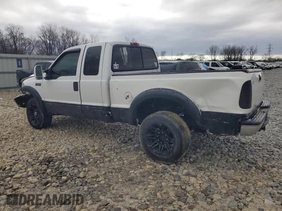 ✅ 2000 Ford F-250 XL • VIN: 1FTNX21S4YED52820 • Lot: 49891195. Listed on Copart with 204,130 mi. Free auction sales archive from the USA and detailed vehicle history report at DreamBid. Image 2.