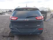 ✅ 2016 Jeep Cherokee Latitude • VIN: 1C4PJMCB4GW141886 • Lot: 41215064. Listed on IAAI with 122,794 mi. Free auction sales archive from the USA and detailed vehicle history report at DreamBid. Image 17.