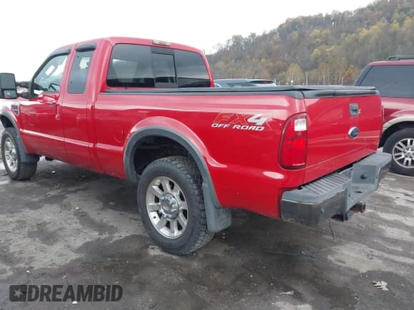✅ 2008 Ford F-250 XL • VIN: 1FTSX21R08ED81960 • Lot: 43584562. Wystawiony na IAAI z przebiegiem 146 067 mil. Bezpłatny archiwum sprzedaży aukcyjnych z USA i szczegółowy raport historii pojazdu na DreamBid. Zdjęcie 3.