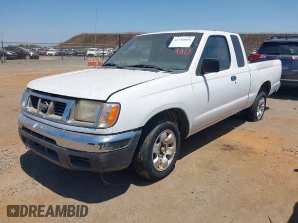 ✅ 2000 Nissan Frontier XE • VIN: 1N6DD26S1YC344096 • Lot: 42713034. Listed on IAAI with 102,564 mi. Free auction sales archive from the USA and detailed vehicle history report at DreamBid. Image 2.
