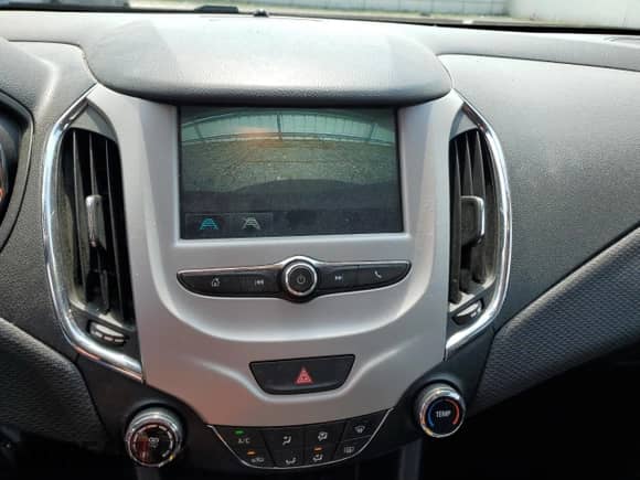 2018 Chevrolet Cruze LS с VIN 1G1BC5SM4J7231563, выставлен на аукционе Copart как лот 53261432 с пробегом 32 174 миль миль и . История ставок и продаж доступна на DreamBid. Изображение 9.