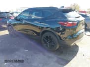 ✅ 2022 Chevrolet Blazer LT • VIN: 3GNKBHR47NS181497 • Лот: 43490047. Опубликован ранее на IAAI с пробегом 26 586 миль. Бесплатный доступ к архиву аукционных продаж из США и подробный отчёт об истории автомобиля на DreamBid. Изображение 3.