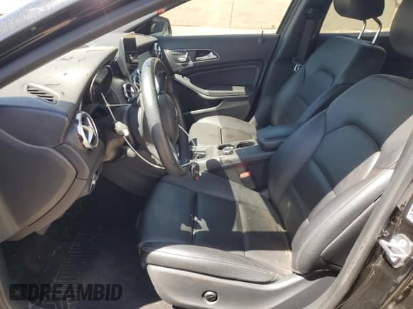 ✅ 2019 Mercedes-Benz GLA 250 • VIN: WDCTG4EB6KU019989 • Lot: 58482345. Wystawiony na Copart z przebiegiem 168 666 mil. Bezpłatny archiwum sprzedaży aukcyjnych z USA i szczegółowy raport historii pojazdu na DreamBid. Zdjęcie 7.