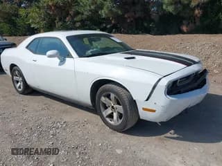 ✅ 2011 Dodge Challenger • VIN: 2B3CJ4DGXBH604521 • Lot: 43241492. Wystawiony na IAAI z przebiegiem 176 394 mil. Bezpłatny archiwum sprzedaży aukcyjnych z USA i szczegółowy raport historii pojazdu na DreamBid. Zdjęcie 1.