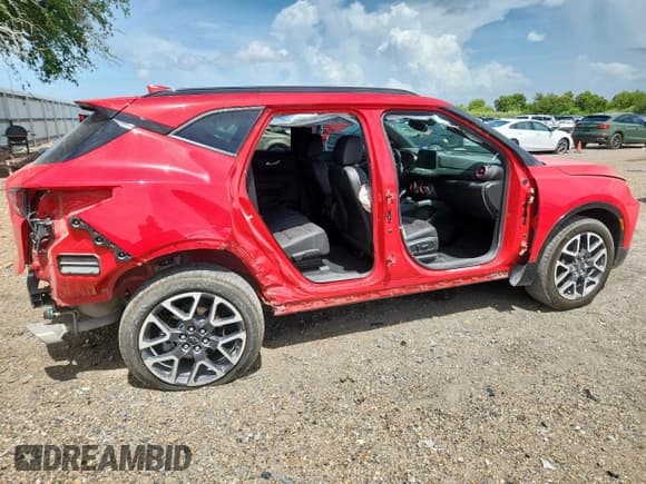 ✅ 2024 Chevrolet Blazer RS • VIN: 3GNKBERS8RS184492 • Lot: 60726905. Listed on Copart with 23,774 mi. Free auction sales archive from the USA and detailed vehicle history report at DreamBid. Image 3.