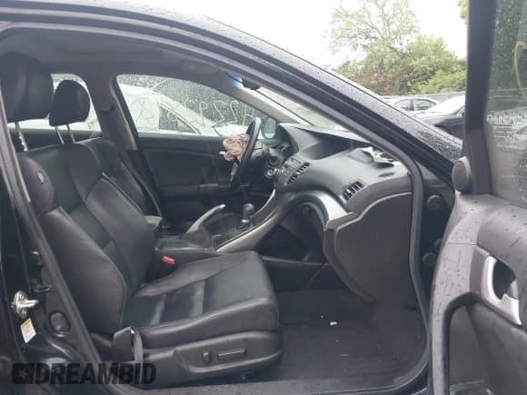 ✅ 2011 Acura TSX • VIN: JH4CU2F67BC006872 • Lot: 42292812. Listed on IAAI with 198,734 mi. Free auction sales archive from the USA and detailed vehicle history report at DreamBid. Image 5.