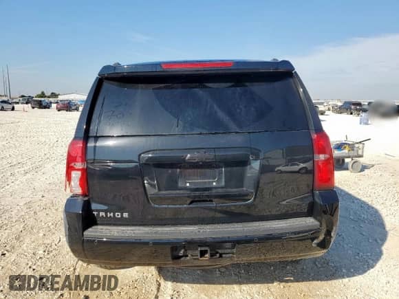 2019 Chevrolet Tahoe LT z VIN 1GNSCBKC2KR118169, wystawiony jako Copart lot #85701705 z przebiegiem 113 918 mil mil oraz Czysty tytuł • Clean title. Historia ofert i sprzedaży dostępna na DreamBid. Obrazek 6.