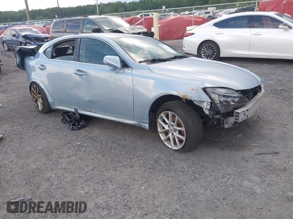 ✅ 2011 Lexus IS 250 • VIN: JTHCF5C21B5046401 • Lot: 42546457. Listed on IAAI with 144,679 mi. Free auction sales archive from the USA and detailed vehicle history report at DreamBid. Image 1.