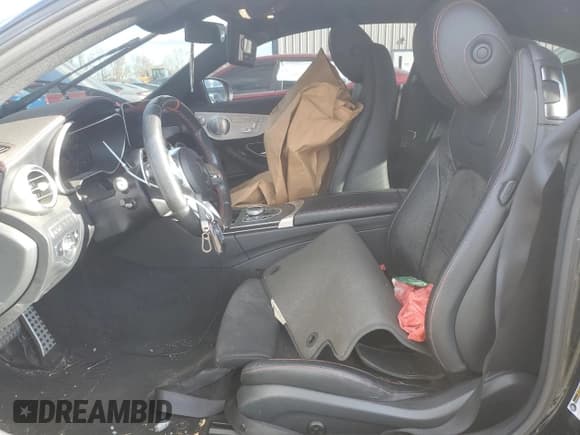 ✅ 2020 Mercedes-Benz C 43 AMG • VIN: WDDWJ6EBXLF939913 • Lot: 70352415. Wystawiony na Copart z przebiegiem 54 265 mil. Bezpłatny archiwum sprzedaży aukcyjnych z USA i szczegółowy raport historii pojazdu na DreamBid. Zdjęcie 7.