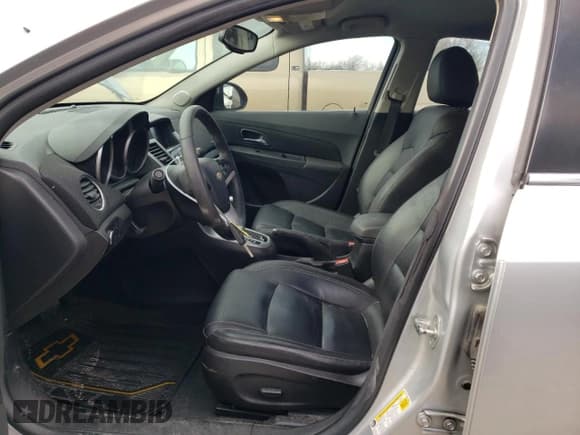 ✅ 2015 Chevrolet Cruze LT • VIN: 1G1PE5SB5F7286304 • Lot: 68357742. Listed on Copart with 130,129 mi. Free auction sales archive from the USA and detailed vehicle history report at DreamBid. Image 7.