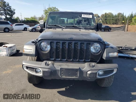 ✅ 2023 Jeep Gladiator Sport • VIN: 1C6HJTAG3PL530833 • Lot: 56236565. Wystawiony na Copart z przebiegiem 15 967 mil. Bezpłatny archiwum sprzedaży aukcyjnych z USA i szczegółowy raport historii pojazdu na DreamBid. Zdjęcie 5.