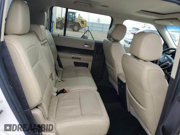 ✅ 2013 Ford Flex Limited • VIN: 2FMHK6D86DBD39720 • Lot: 68497555. Wystawiony na Copart z przebiegiem 208 593 mil. Bezpłatny archiwum sprzedaży aukcyjnych z USA i szczegółowy raport historii pojazdu na DreamBid. Zdjęcie 11.