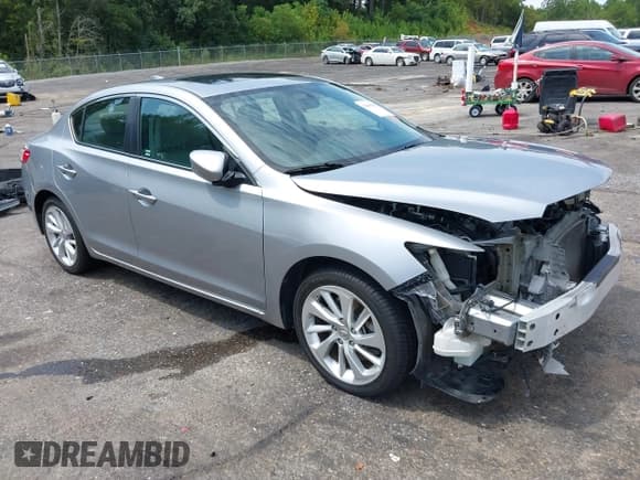 ✅ 2017 Acura ILX • VIN: 19UDE2F38HA008421 • Lot: 43039637. Wystawiony na IAAI z przebiegiem 101 894 mil. Bezpłatny archiwum sprzedaży aukcyjnych z USA i szczegółowy raport historii pojazdu na DreamBid. Zdjęcie 1.