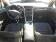 ✅ 2017 Ford Fusion SE • VIN: 3FA6P0H7XHR411947 • Lot: 90981175. Wystawiony na Copart z przebiegiem 115 641 mil. Bezpłatny archiwum sprzedaży aukcyjnych z USA i szczegółowy raport historii pojazdu na DreamBid. Zdjęcie 8.