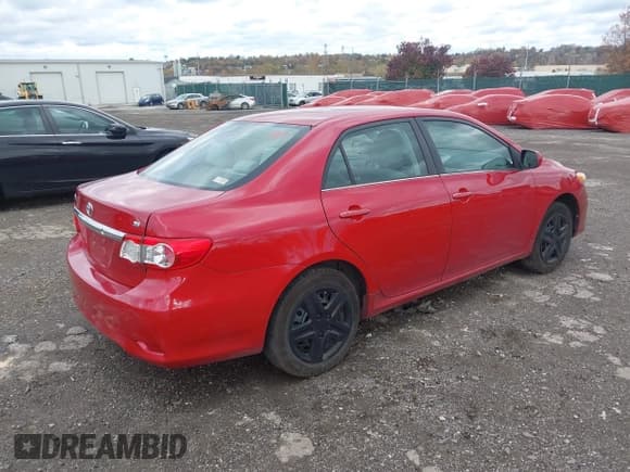✅ 2013 Toyota Corolla S • VIN: 2T1BU4EE3DC074257 • Lot: 43569671. Listed on IAAI with 187,606 mi. Free auction sales archive from the USA and detailed vehicle history report at DreamBid. Image 4.