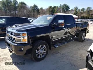 ✅ 2017 Chevrolet Silverado 2500HD High Country • VIN: 1GC1KXEY3HF111558 • Лот: 53646535. Опубликован ранее на Copart с пробегом 99 592 миль. Бесплатный доступ к архиву аукционных продаж из США и подробный отчёт об истории автомобиля на DreamBid. Изображение 1.