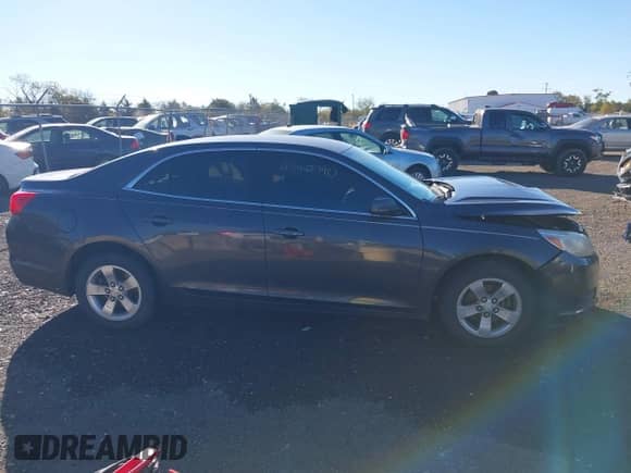 ✅ 2013 Chevrolet Malibu LT • VIN: 1G11C5SA8DF141652 • Lot: 43442790. Listed on IAAI with 128,583 mi miles. Access the free auction sales archive from the USA and view a detailed vehicle history report at DreamBid. Image 13.