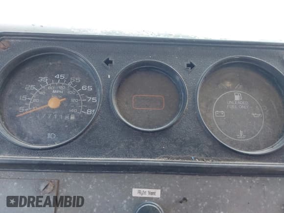 ✅ 1988 Chevrolet P Series Cargo • VIN: 1GBHP32K2J3308015 • Лот: 41761450. Опубликован ранее на IAAI с пробегом 477 116 миль. Бесплатный доступ к архиву аукционных продаж из США и подробный отчёт об истории автомобиля на DreamBid. Изображение 7.