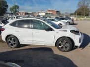 ✅ 2023 Ford Escape ST-Line • VIN: 1FMCU0MNXPUA25669 • Лот: 43452624. Опубликован ранее на IAAI с пробегом 29 870 миль. Бесплатный доступ к архиву аукционных продаж из США и подробный отчёт об истории автомобиля на DreamBid. Изображение 13.