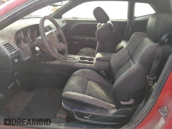 2009 Dodge Challenger SRT-8 z VIN 2B3LJ74W29H569671, wystawiony jako Copart lot #71186264 z przebiegiem Nie podano mil oraz Szkoda całkowita • Salvage title. Historia ofert i sprzedaży dostępna na DreamBid. Obrazek 7.