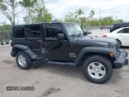 ✅ 2018 Jeep Wrangler Unlimited Sport S • VIN: 1C4HJWDG6JL921181 • Lot: 42096997. Wystawiony na IAAI z przebiegiem 81 061 mil. Bezpłatny archiwum sprzedaży aukcyjnych z USA i szczegółowy raport historii pojazdu na DreamBid. Zdjęcie 6.