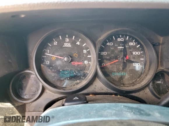 ✅ 2007 Chevrolet Silverado 1500 LS • VIN: 2GCEC13CX71709042 • Lot: 63655265. Listed on Copart with 225,655 mi. Free auction sales archive from the USA and detailed vehicle history report at DreamBid. Image 9.