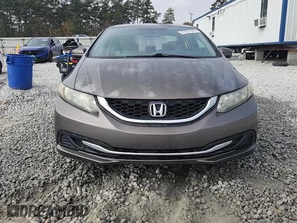 ✅ 2014 Honda Civic LX • VIN: 2HGFB2F54EH526316 • Lot: 91867845. Wystawiony na Copart z przebiegiem 137 866 mil. Bezpłatny archiwum sprzedaży aukcyjnych z USA i szczegółowy raport historii pojazdu na DreamBid. Zdjęcie 13.