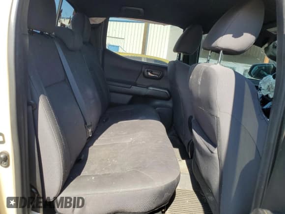 ✅ 2018 Toyota Tacoma TRD Off Road • VIN: 3TMCZ5AN8JM124252 • Lot: 86504765. Listed on Copart with 90,202 mi. Free auction sales archive from the USA and detailed vehicle history report at DreamBid. Image 10.