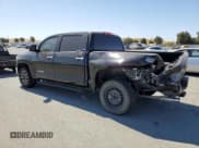 ✅ 2018 Toyota Tundra SR5 • VIN: 5TFFY5F14JX237079 • Lot: 63313325. Listed on Copart with 170,990 mi. Free auction sales archive from the USA and detailed vehicle history report at DreamBid. Image 2.