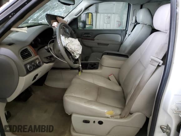 ✅ 2013 Chevrolet Silverado 2500HD LTZ • VIN: 1GC1KYEG7DF209323 • Lot: 45054475. Listed on Copart with 243,692 mi. Free auction sales archive from the USA and detailed vehicle history report at DreamBid. Image 7.