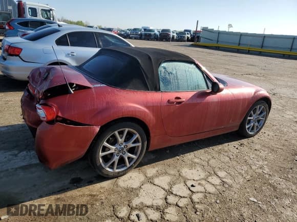 ✅ 2014 Mazda MX-5 Miata Grand Touring • VIN: JM1NC2NF8E0233668 • Лот: 54044975. Опубликован ранее на Copart с пробегом 61 760 миль. Бесплатный доступ к архиву аукционных продаж из США и подробный отчёт об истории автомобиля на DreamBid. Изображение 3.