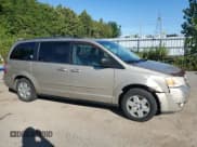✅ 2008 Dodge Grand Caravan SE • VIN: 2D8HN44H68R812966 • Lot: 70641565. Wystawiony na Copart z przebiegiem 234 114 mil. Bezpłatny archiwum sprzedaży aukcyjnych z USA i szczegółowy raport historii pojazdu na DreamBid. Zdjęcie 4.