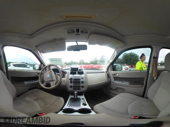 ✅ 2011 Mercury Mariner • VIN: 4M2CN8B72BKJ03915 • Лот: 42358251. Опубликован ранее на IAAI с пробегом 169 206 миль. Бесплатный доступ к архиву аукционных продаж из США и подробный отчёт об истории автомобиля на DreamBid. Изображение 18.