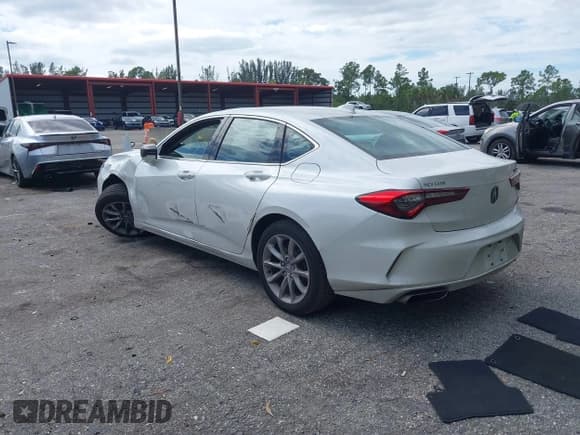 ✅ 2022 Acura TLX • VIN: 19UUB5F30NA002098 • Лот: 43619302. Опубликован ранее на IAAI с пробегом 75 112 миль. Бесплатный доступ к архиву аукционных продаж из США и подробный отчёт об истории автомобиля на DreamBid. Изображение 3.