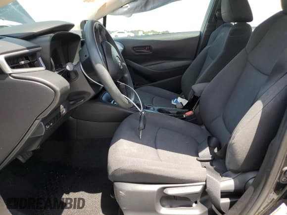 ✅ 2022 Toyota Corolla LE • VIN: 5YFEPMAE2NP332392 • Лот: 70555905. Опубликован ранее на Copart с пробегом 74 697 миль. Бесплатный доступ к архиву аукционных продаж из США и подробный отчёт об истории автомобиля на DreamBid. Изображение 7.