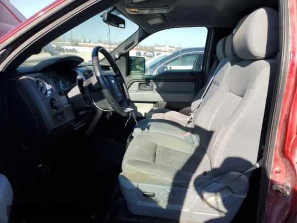 ✅ 2013 Ford F-150 XL • VIN: 1FTFW1ET2DKG04404 • Lot: 92457845. Listed on Copart with 228,286 mi. Free auction sales archive from the USA and detailed vehicle history report at DreamBid. Image 7.