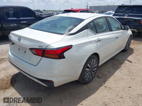 ✅ 2023 Nissan Altima SV • VIN: 1N4BL4DV8PN368488 • Лот: 42807108. Опубликован ранее на IAAI с пробегом 64 362 миль. Бесплатный доступ к архиву аукционных продаж из США и подробный отчёт об истории автомобиля на DreamBid. Изображение 4.