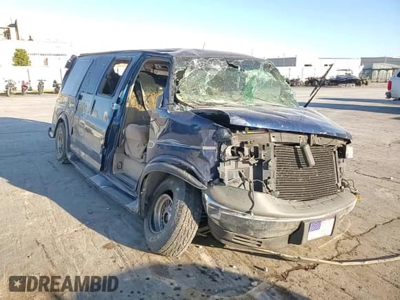 ✅ 2000 GMC Savana Cargo RV Conversion • VIN: 1GDFG15M4Y1140397 • Lot: 76347184. Wystawiony na Copart z przebiegiem Nie podano. Bezpłatny archiwum sprzedaży aukcyjnych z USA i szczegółowy raport historii pojazdu na DreamBid. Zdjęcie 12.