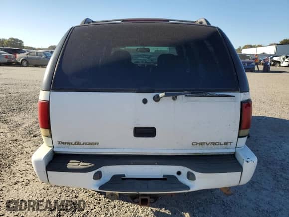 2000 Chevrolet Blazer LT with VIN 1GNDT13WXY2236550, listed as a Copart auction lot 77170574 with 221,994 mi miles and Salvage title. Bid and sale history available at DreamBid. Image 6.