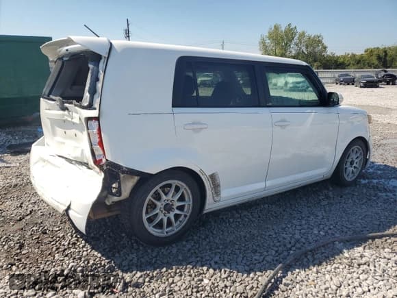 ✅ 2008 Scion xB • VIN: JTLKE50E481030700 • Lot: 70876315. Listed on Copart with 254,179 mi. Free auction sales archive from the USA and detailed vehicle history report at DreamBid. Image 3.