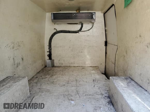 ✅ 2005 Freightliner Sprinter • VIN: WDYPD644X55808843 • Lot: 42859055. Listed on Copart with 312,164 mi. Free auction sales archive from the USA and detailed vehicle history report at DreamBid. Image 10.